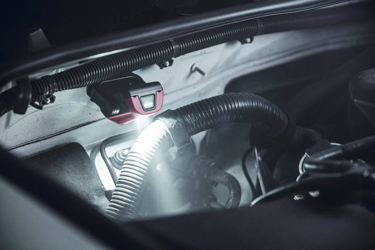 Streamlight Syclone Ultra-Compact USB Rechargeable Work Light 8 Streamlight Syclone Ultra-Compact USB Rechargeable Work Light - Image 8