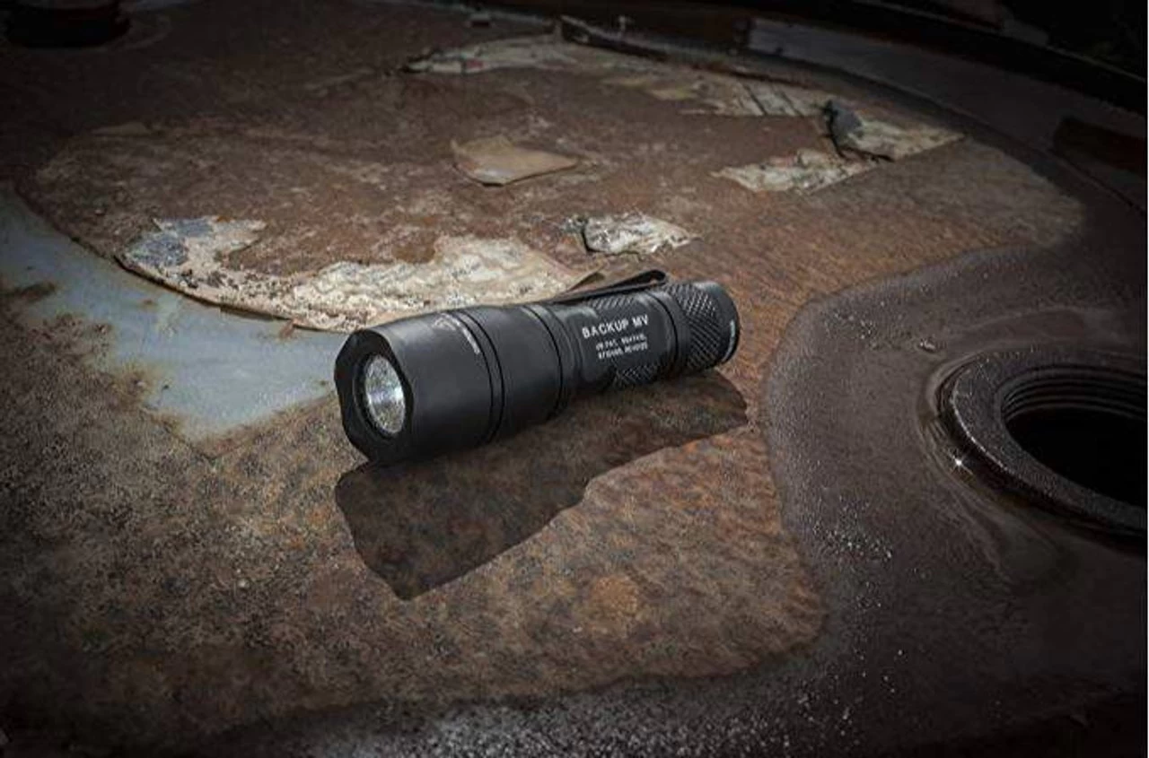 Surefire E1B Backup Dual Output LED Flashlight With Max Vision Beam 3 Surefire E1B Backup Dual Output LED Flashlight With Max Vision Beam - Image 3